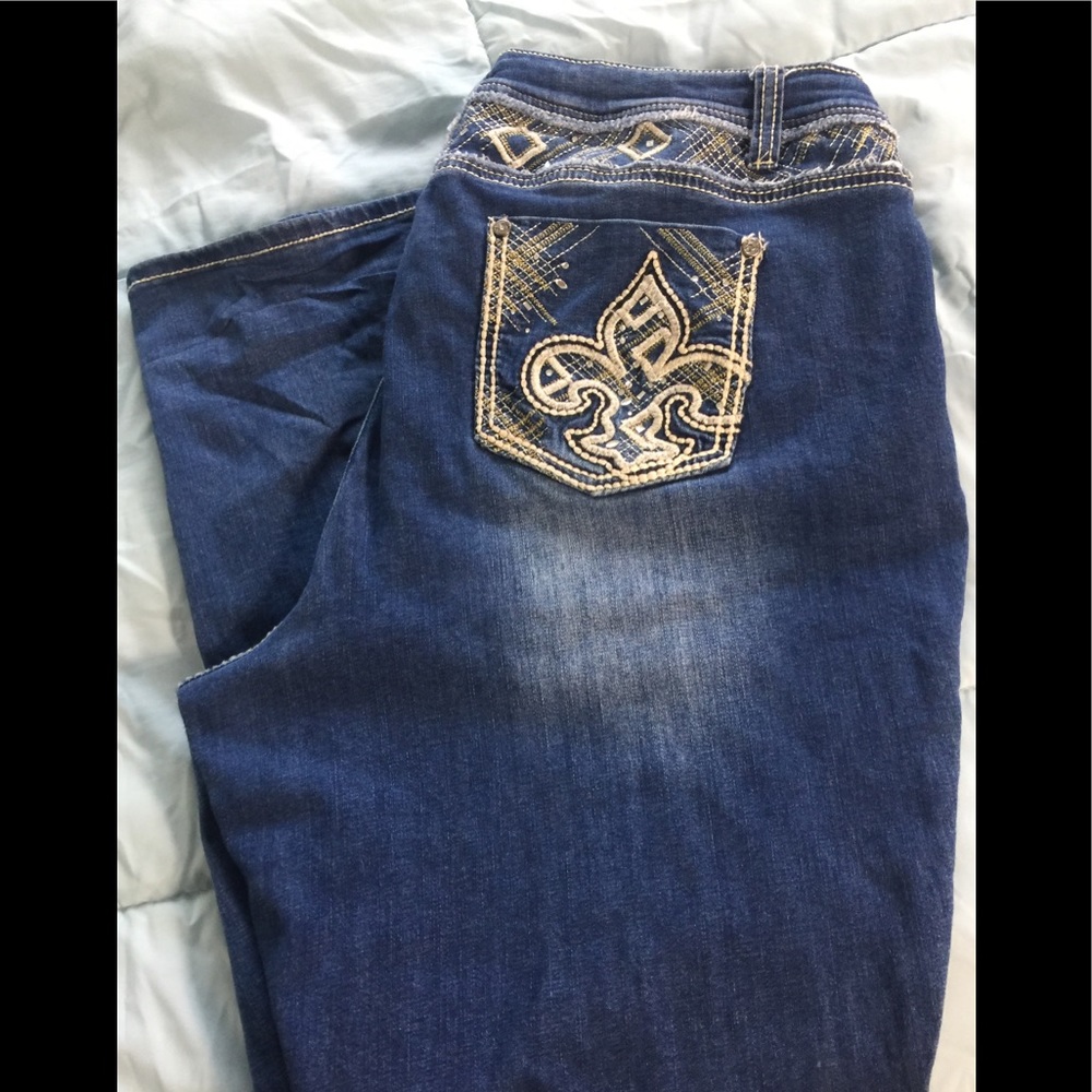 Vanilla Star Mid-Rise Bootcut Bling Jeans sz22